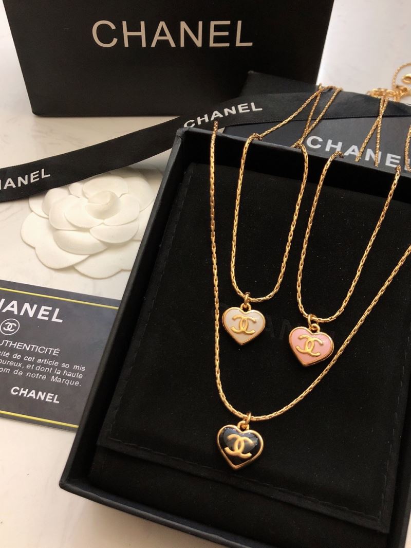 Ch**el necklaces